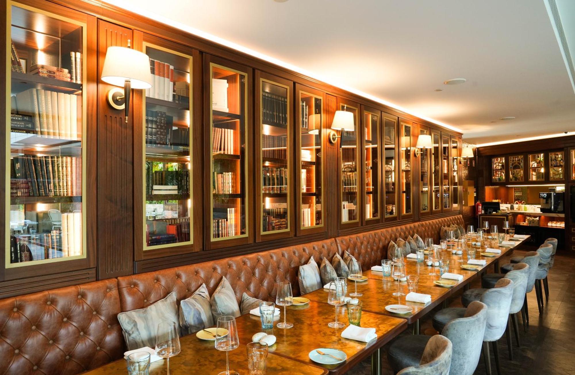 Wine & Books Lisboa Hotel Exterior photo Interior of the restaurant